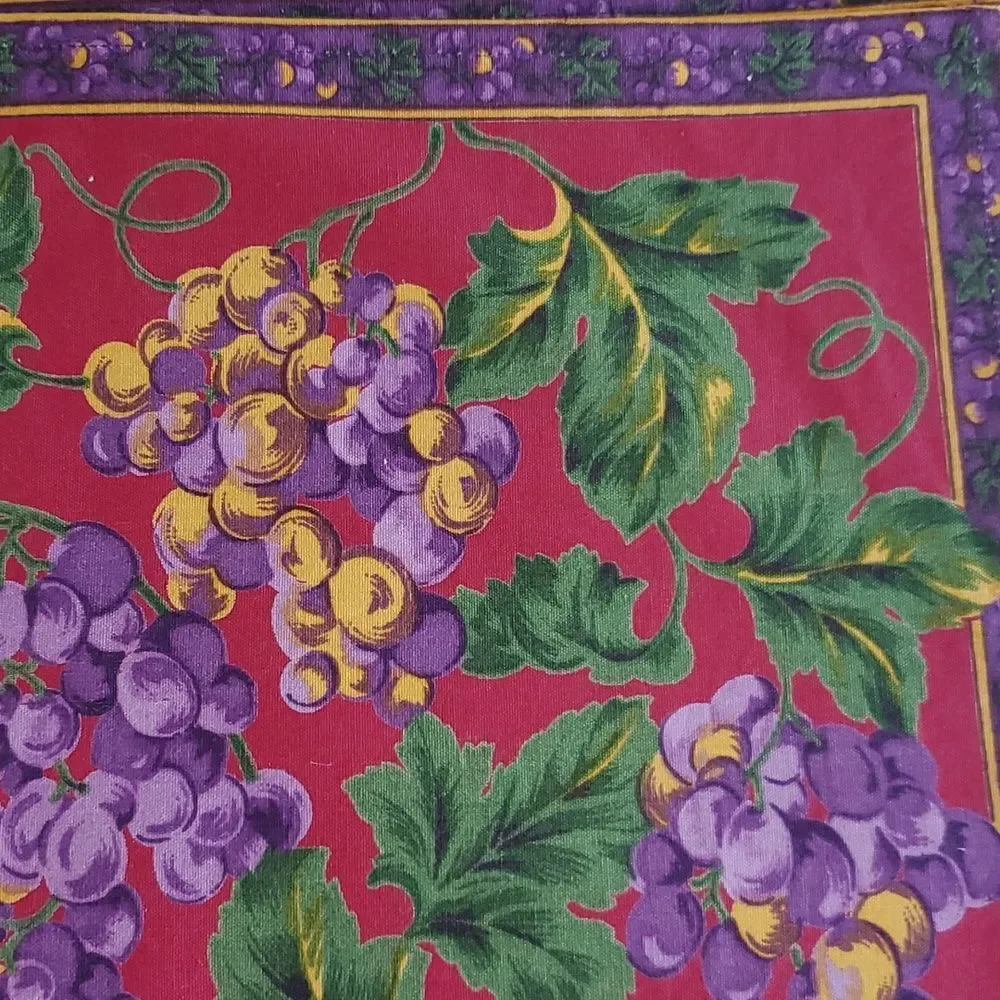 WORLD MARKET SET OF 8 PLACEMATS AND NAPKINS RED PURPLE YELLOW COTTON GRAPEVINES